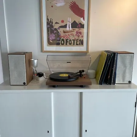 Delicate Ocean Front House - Rorbu Style