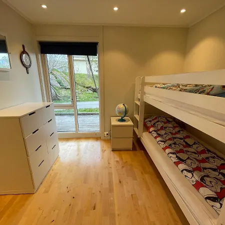 別荘 Delicate Ocean Front House - Rorbu Style *