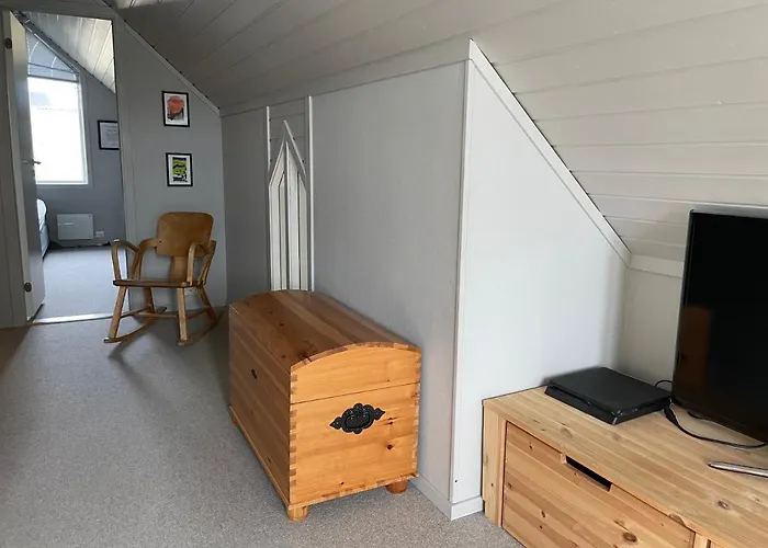 Delicate Ocean Front House - Rorbu Style Ballstad