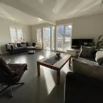 Delicate Ocean Front House - Rorbu Style בלסטאד