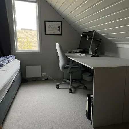 Delicate Ocean Front House - Rorbu Style * Ballstad